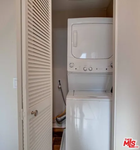 2nd Floor washer dryer