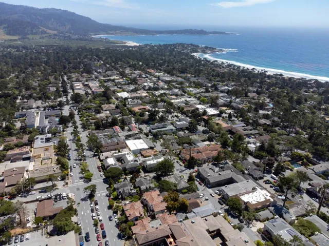 0 Mission 3 Nw Of 4th Street 6, Carmel, California 93921
