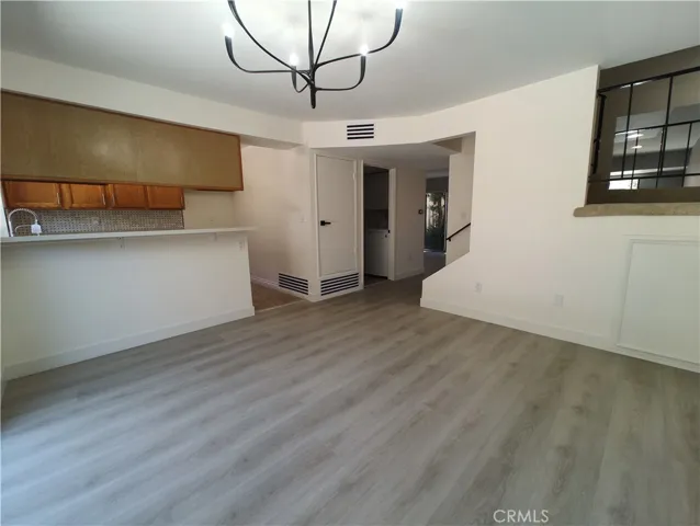 10125 De Soto, Chatsworth, California 91311