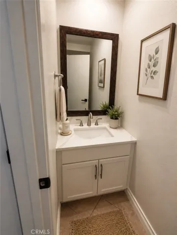 10125 De Soto, Chatsworth, California 91311
