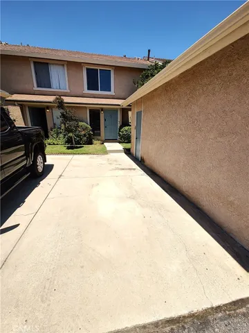 10125 De Soto, Chatsworth, California 91311