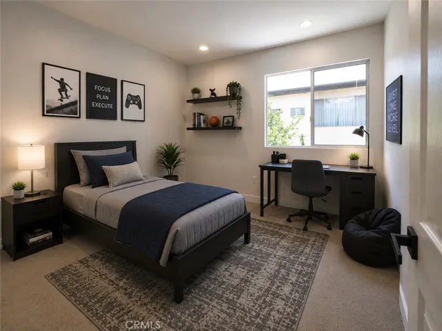 10125 De Soto, Chatsworth, California 91311