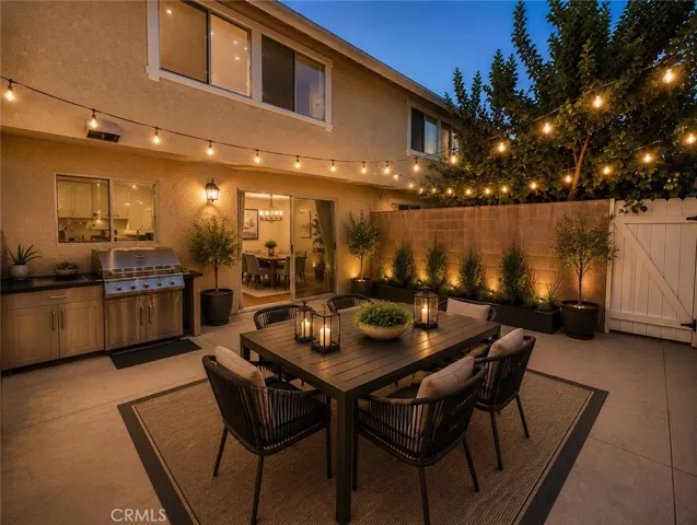 10125 De Soto, Chatsworth, California 91311