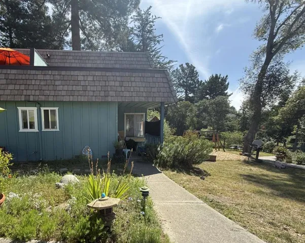 6026 Soquel Drive, Aptos, California 95003