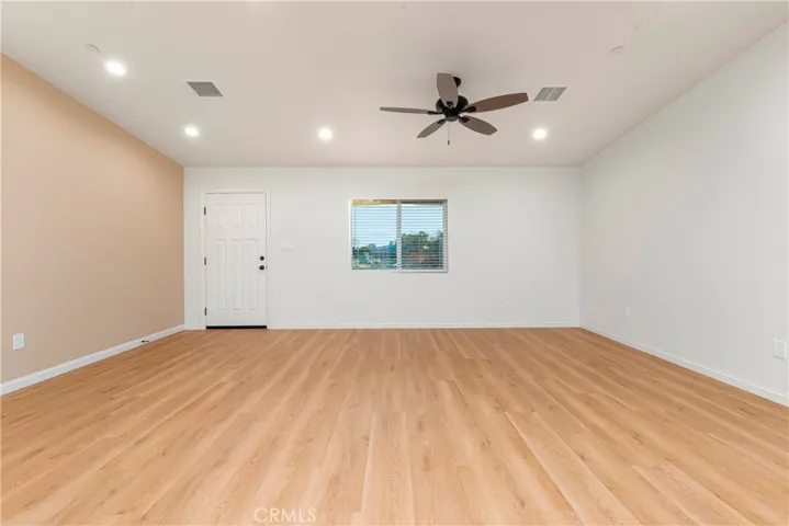 20548 Medio Street, California City, California 92505