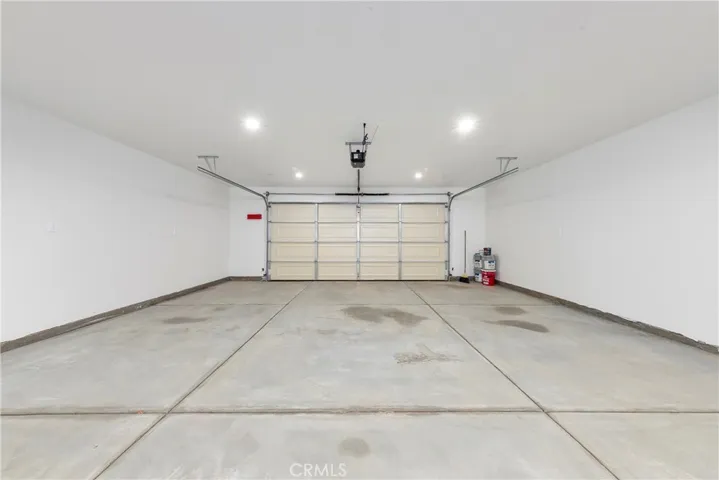 20548 Medio Street, California City, California 92505