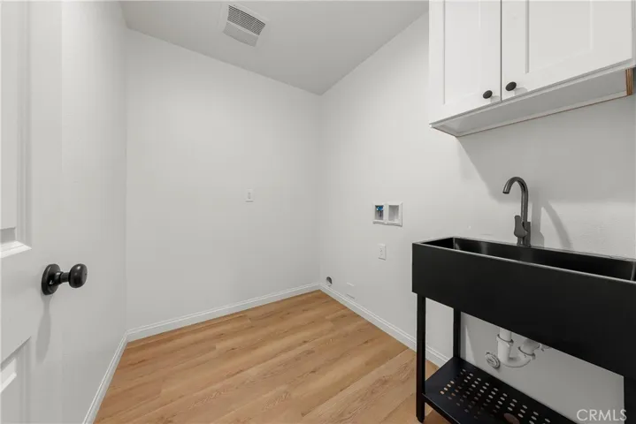 20548 Medio Street, California City, California 92505