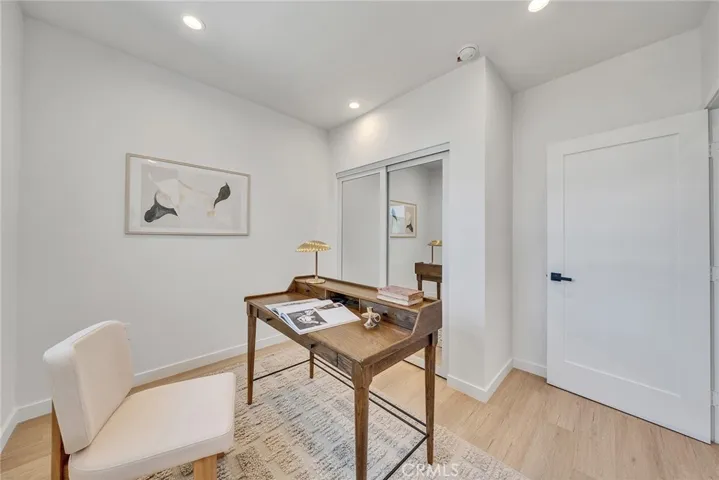 1606 1/2 N Kingsley, Los Angeles, California 90027