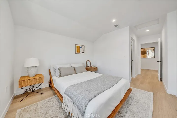 1606 1/2 N Kingsley, Los Angeles, California 90027