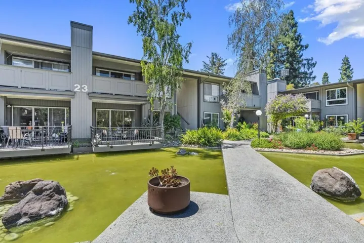 120 Saratoga Avenue 75, Santa Clara, California 95051