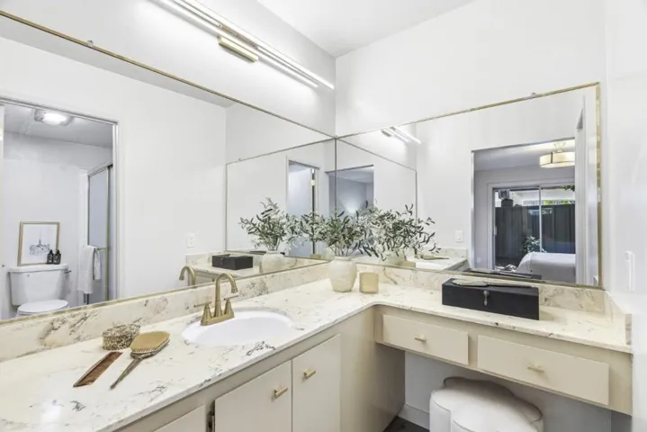 120 Saratoga Avenue 75, Santa Clara, California 95051