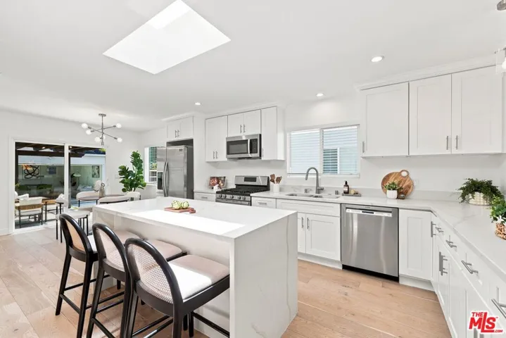 1932 S Crescent Heights Boulevard, Los Angeles, California 90034