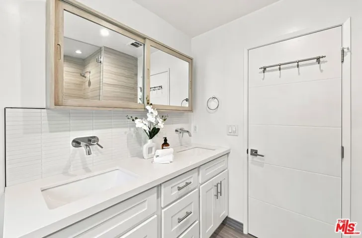 1932 S Crescent Heights Boulevard, Los Angeles, California 90034