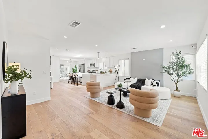 1932 S Crescent Heights Boulevard, Los Angeles, California 90034