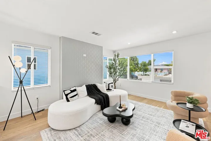 1932 S Crescent Heights Boulevard, Los Angeles, California 90034