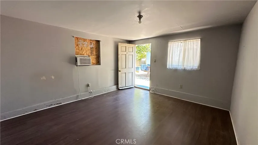 Extra room next to garage