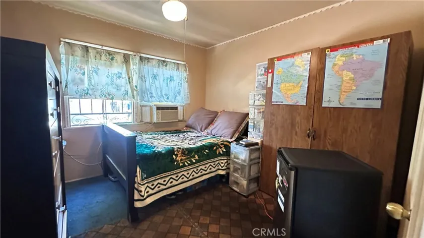 19400 Scroll, Los Angeles, California 91335