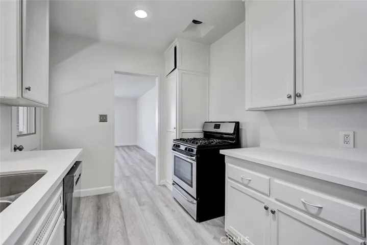 125 9th Street C, Manhattan Beach, California 90266