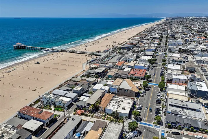 125 9th Street C, Manhattan Beach, California 90266
