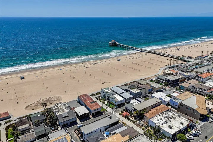 125 9th Street C, Manhattan Beach, California 90266
