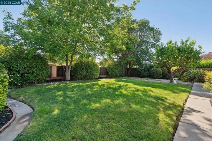 337 Barrow Court, Walnut Creek, California 94598