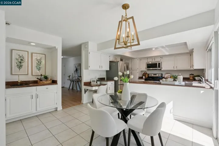 337 Barrow Court, Walnut Creek, California 94598