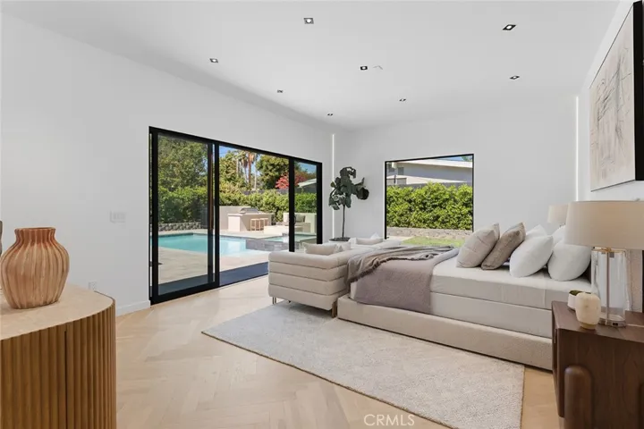 5500 Fenwood, Woodland Hills, California 91367