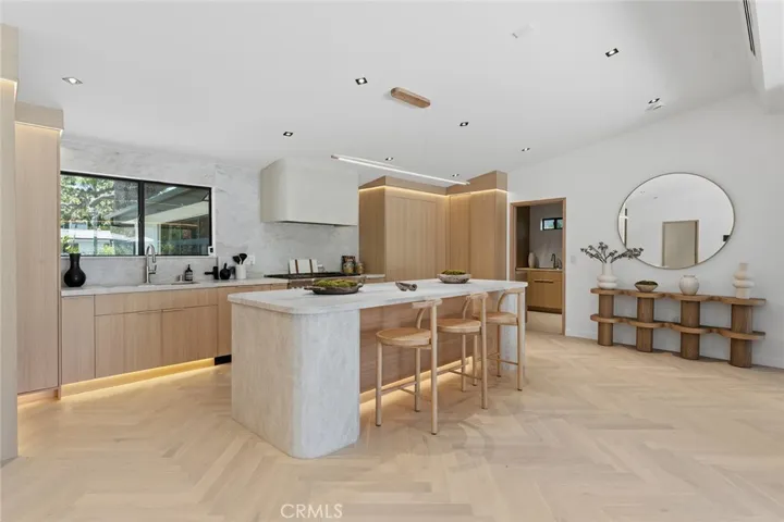 5500 Fenwood, Woodland Hills, California 91367