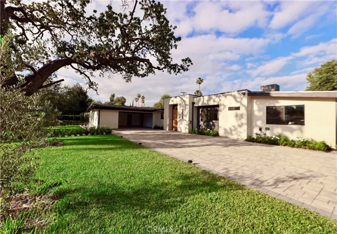 5500 Fenwood, Woodland Hills, California 91367
