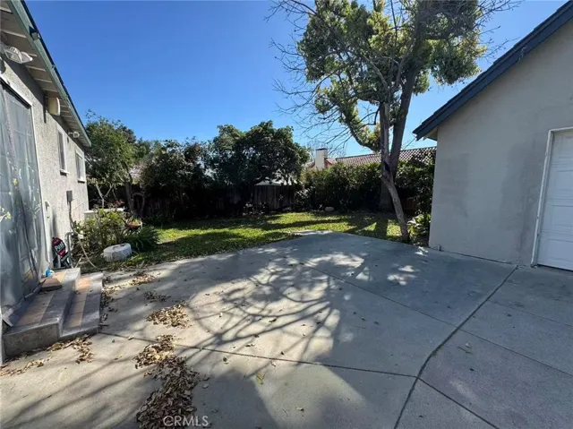 1965 S El Molino, San Marino, California 91108
