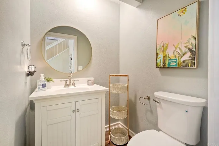 2422 Summerhill Drive, Encinitas, California 92024