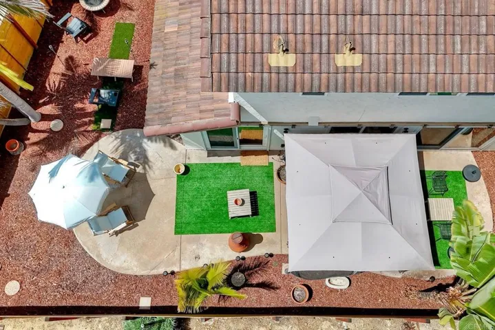 2422 Summerhill Drive, Encinitas, California 92024