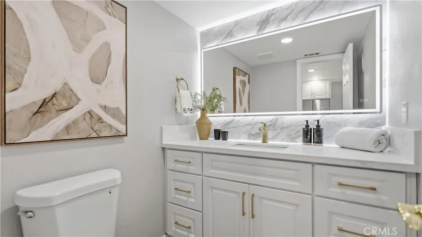 7 Sunup, Irvine, California 92603