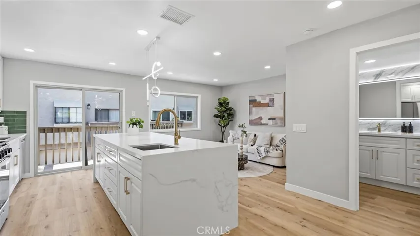 7 Sunup, Irvine, California 92603