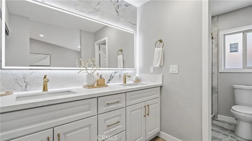 7 Sunup, Irvine, California 92603
