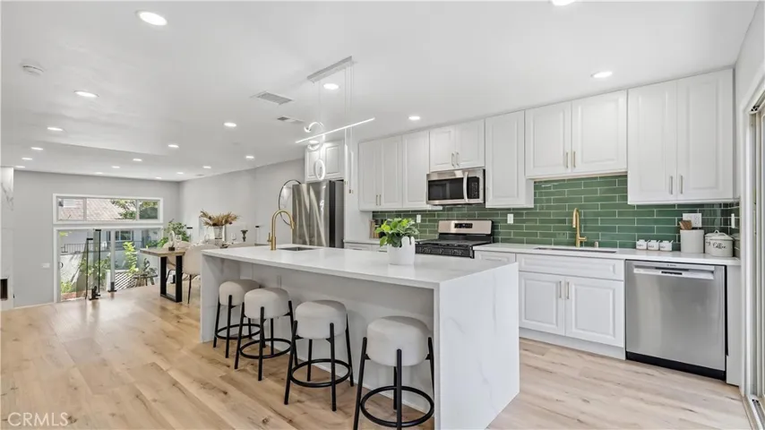 7 Sunup, Irvine, California 92603