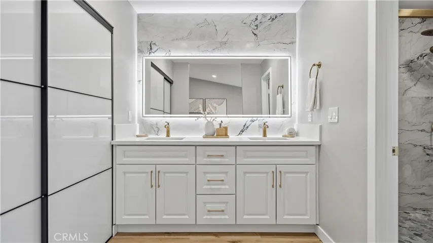 7 Sunup, Irvine, California 92603