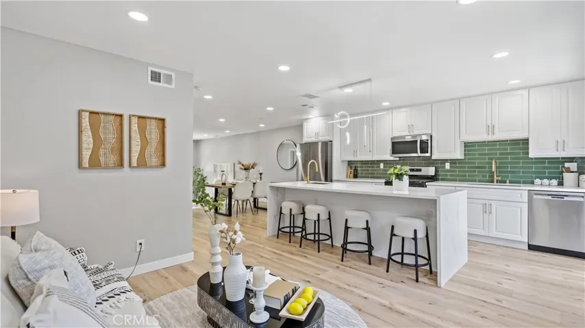 7 Sunup, Irvine, California 92603
