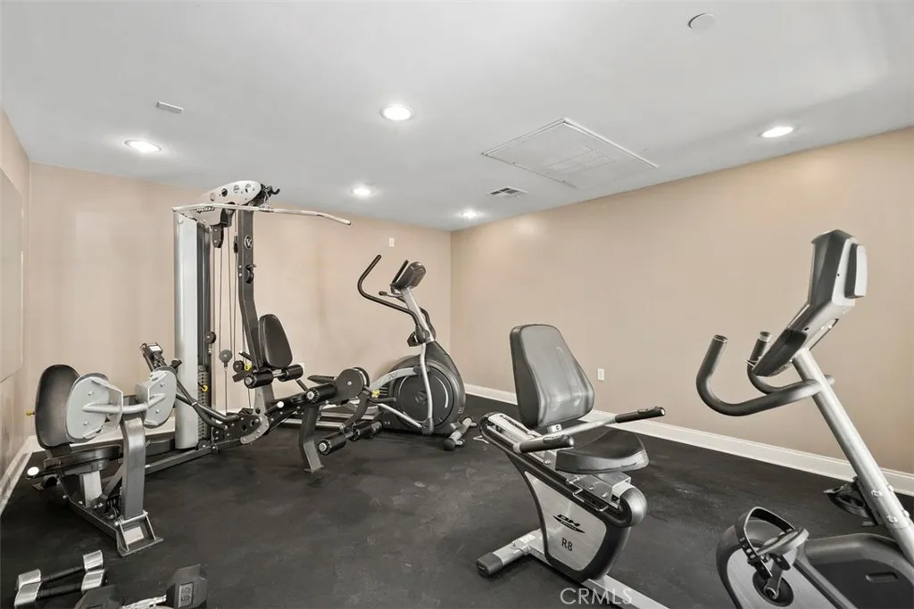 GYM/EXERCISE ROOM LOBBY LEVEL