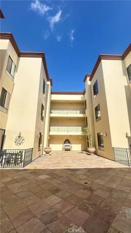 6938 Laurel Canyon, North Hollywood, California 91605