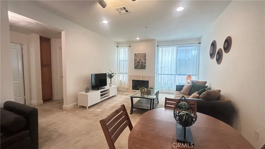 6938 Laurel Canyon, North Hollywood, California 91605
