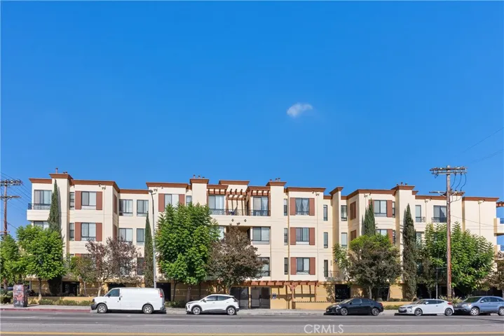 6938 Laurel Canyon, North Hollywood, California 91605