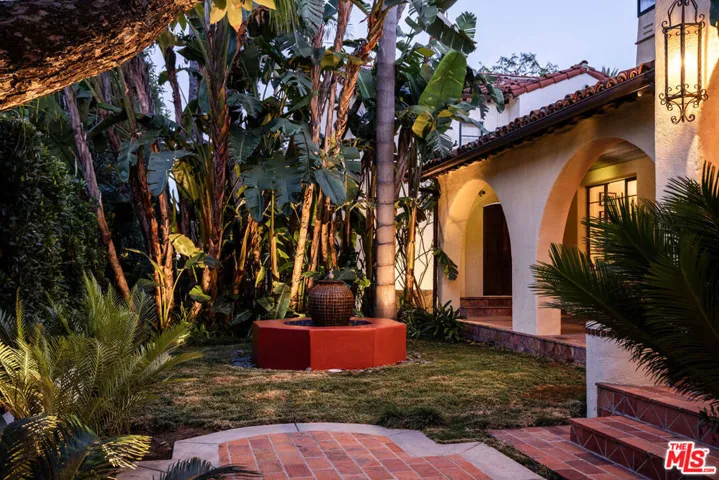 2017 El Cerrito Place, Los Angeles, California 90068