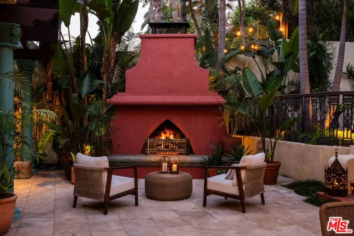 2017 El Cerrito Place, Los Angeles, California 90068