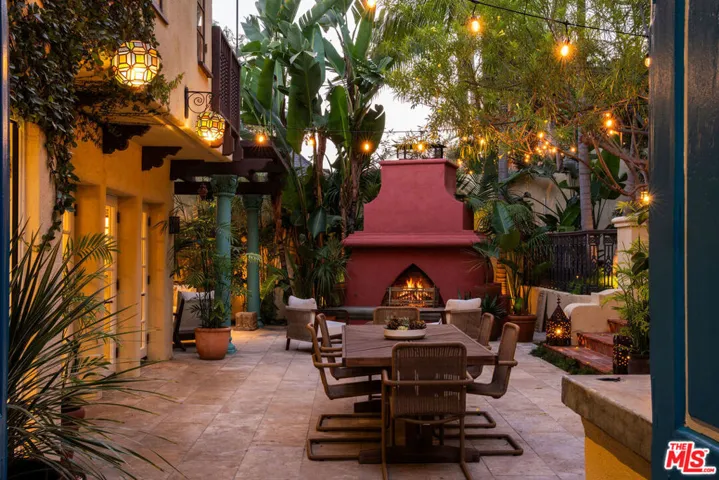 2017 El Cerrito Place, Los Angeles, California 90068