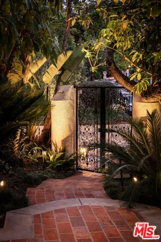 2017 El Cerrito Place, Los Angeles, California 90068