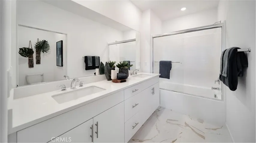 Residence 2 Model - not homesite