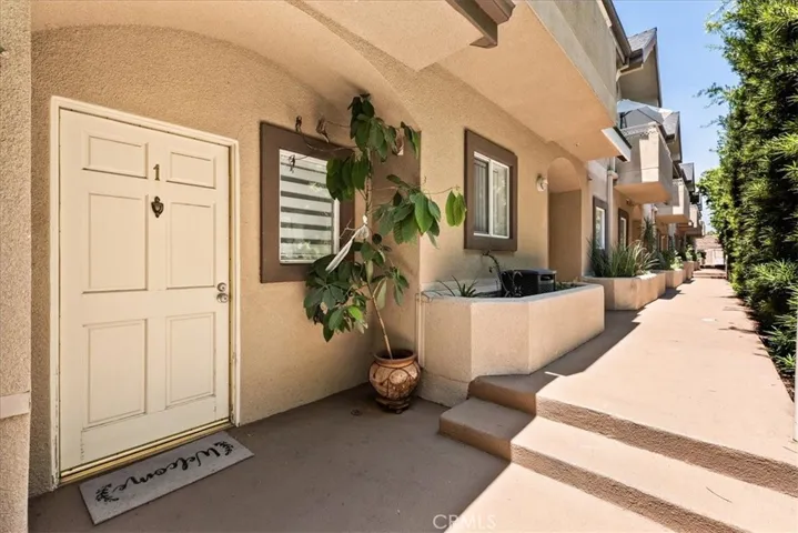 703 Locust 1, Pasadena, California 91101