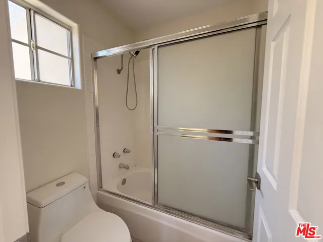 11536 Edinger Avenue, Fountain Valley, California 92708