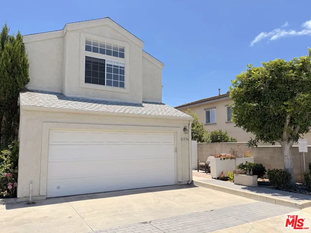 11536 Edinger Avenue, Fountain Valley, California 92708